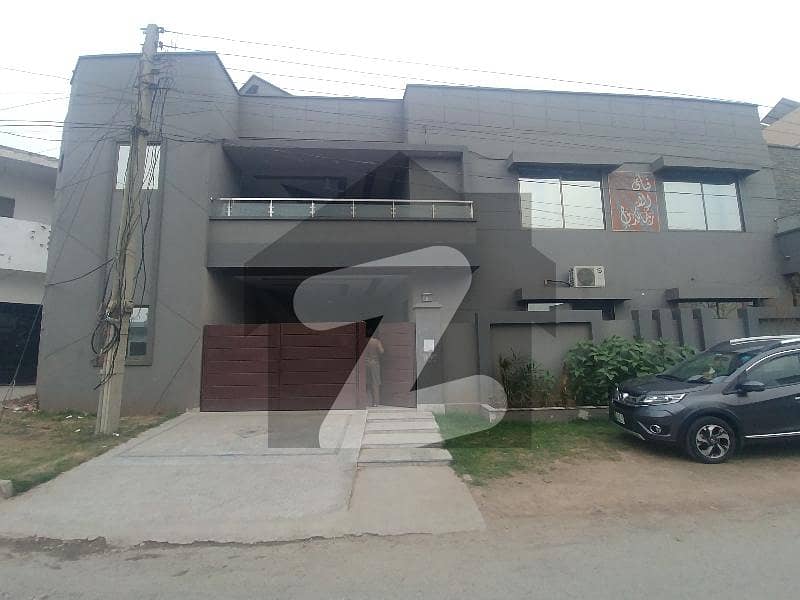 13 Marla Upper Portion With Separate Gate Available On Rent In Opf Housing Society Lahore