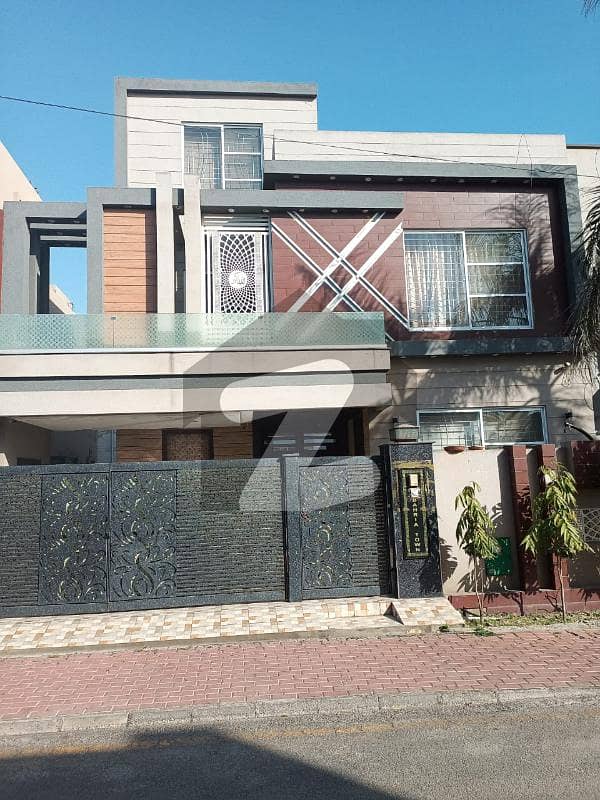 10 Marla Furnished House Available For Rent In Bahria Town