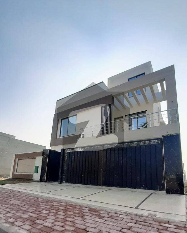 10 Marla Brand New House For Sale In Block Tauheed