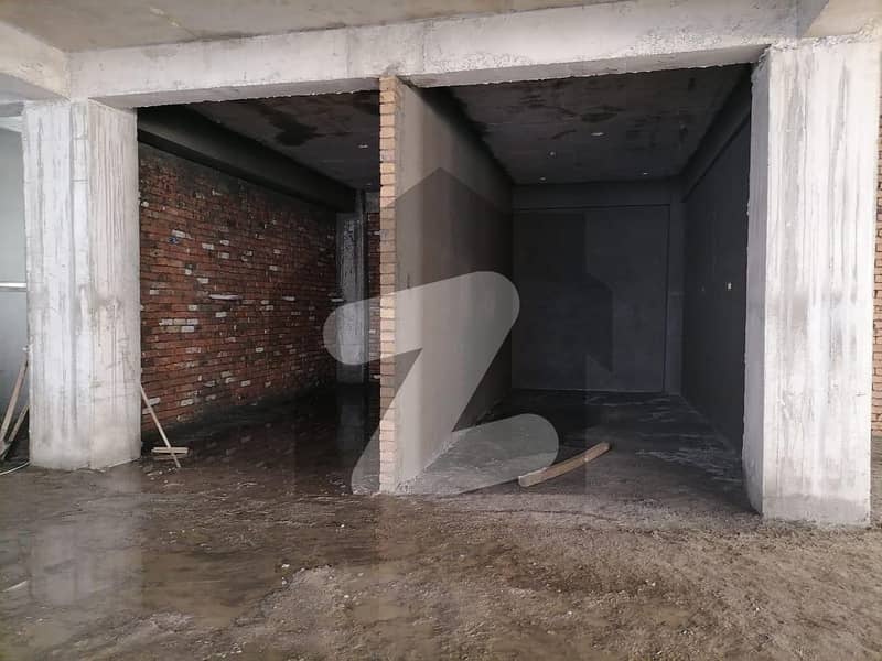 Prime Location 295 Square Feet Flat For sale In Kohat Road
