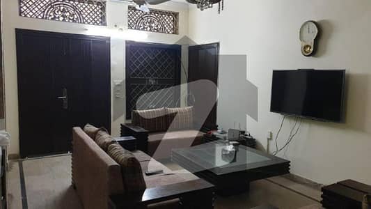 پی ڈبلیو ڈی کالونی راولپنڈی میں 8 کمروں کا 10 مرلہ مکان 3.1 کروڑ میں برائے فروخت۔
