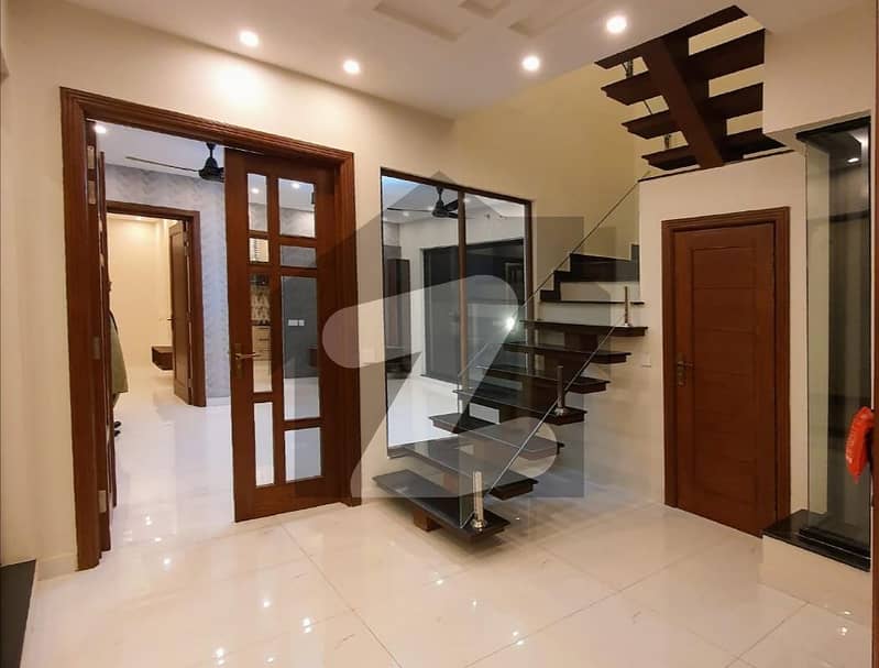 4500 Square Feet House Is Available In Dha Phase 7 - Block Y