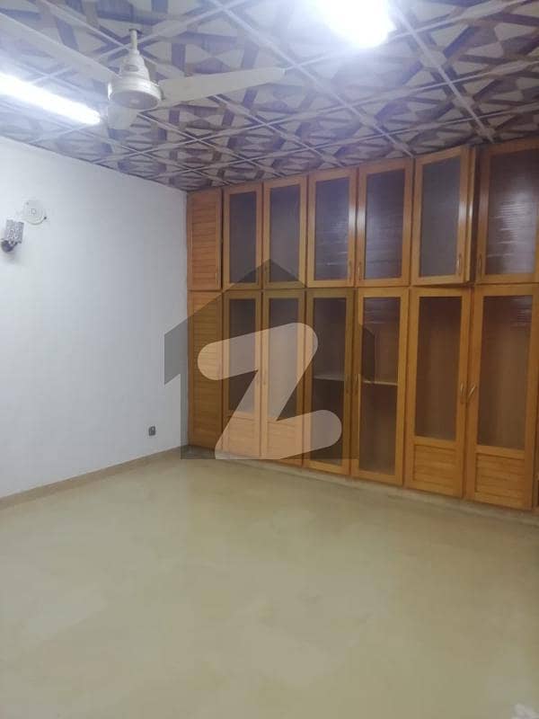 1 Kanal Upper Portion with Separate Gate Available For Rent in DHA Phase 1