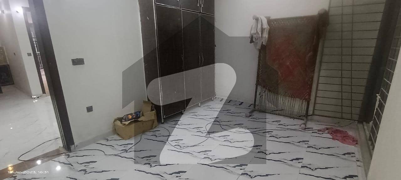 لالہ زار گارڈن لاہور میں 3 کمروں کا 3 مرلہ مکان 95 لاکھ میں برائے فروخت۔