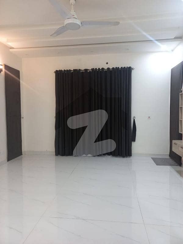 Ideal Location 1 Kanal Upper Potion House Available For Rent In DHA Phase 8 T Block .