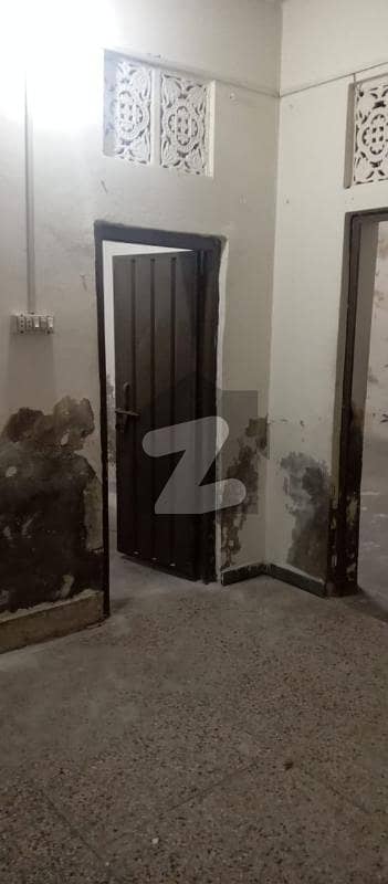 برکی روڈ کینٹ لاہور میں 2 کمروں کا 4 مرلہ مکان 17 ہزار میں کرایہ پر دستیاب ہے۔