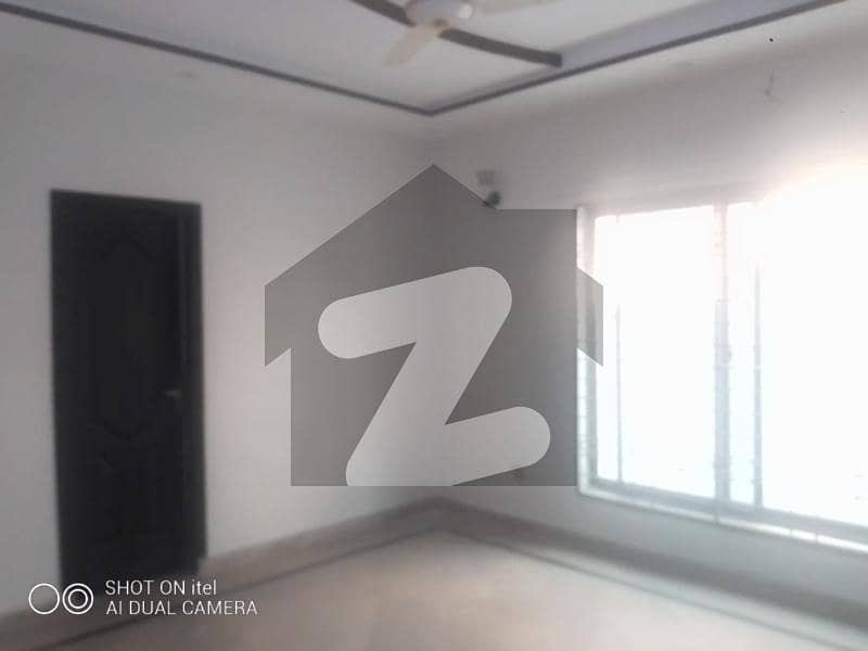 10 Marla Upper Portion For Rent In E Block Canal Garden Lahore