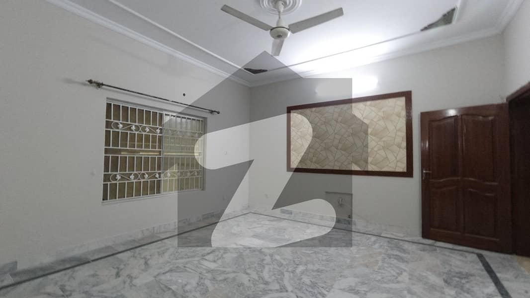 وکیل کالونی اسلام آباد ہائی وے راولپنڈی میں 3 کمروں کا 7 مرلہ مکان 1.67 کروڑ میں برائے فروخت۔