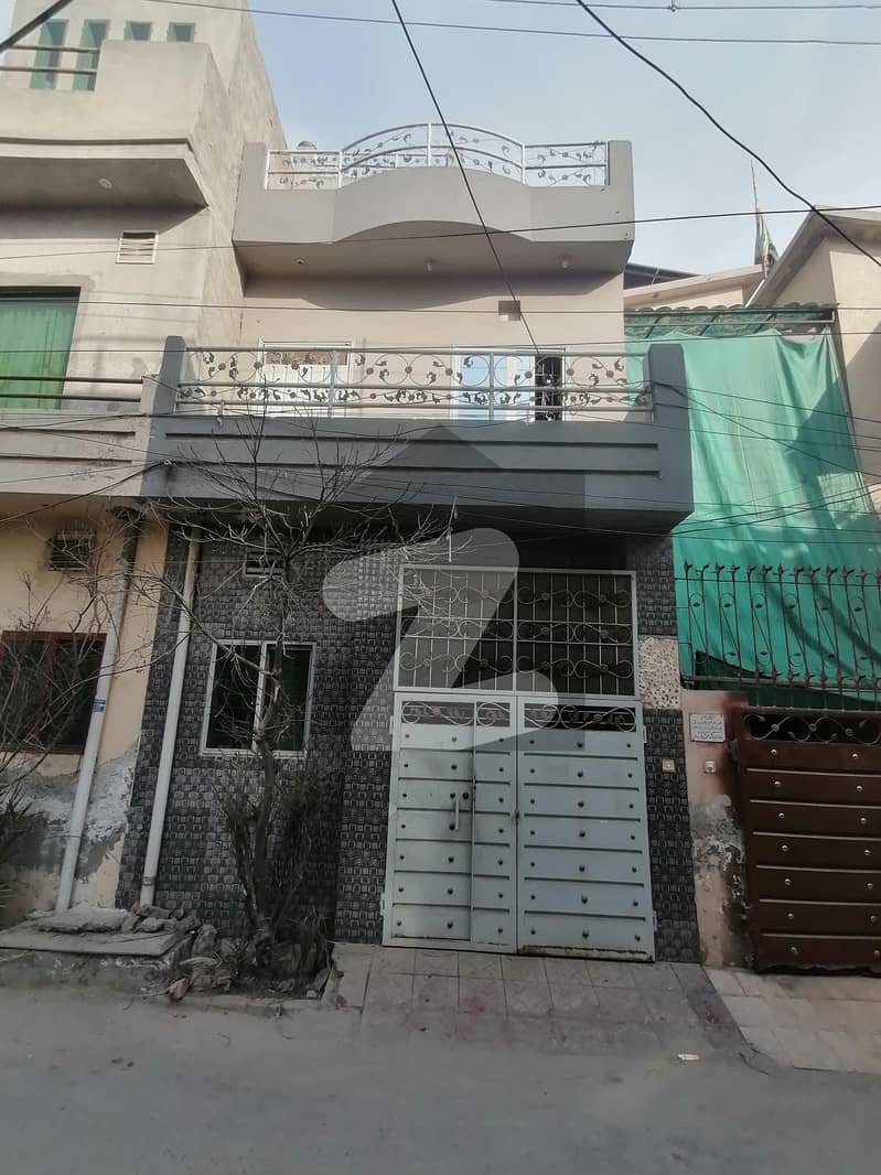 گرین کیپ ہاؤسنگ سکیم لاہور میں 2 کمروں کا 3 مرلہ مکان 53 لاکھ میں برائے فروخت۔