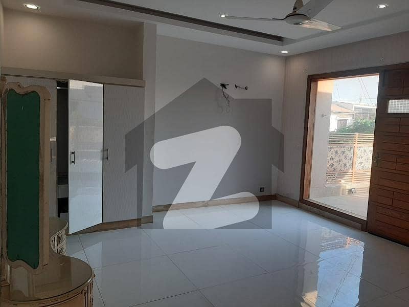 500 Square Yards Villa For Sale in Phase 2 Ext