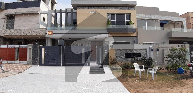 Brand New 10 Marla Full House For Rent In Available And Gas And Electricity And Park Facilities