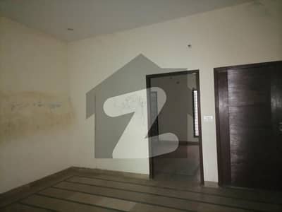 Centrally Located Prime Location Upper Portion For rent In Lahore Medical Housing Society Available