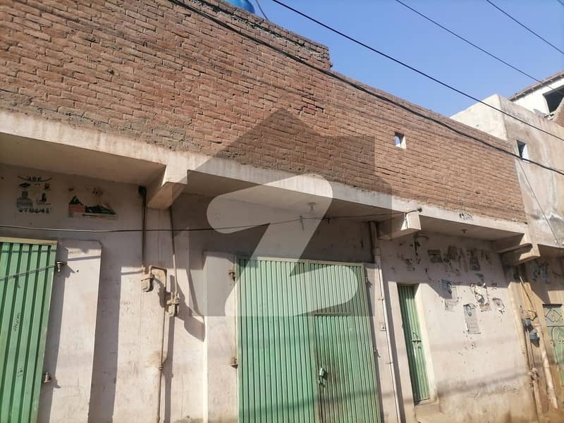 Prime Location 7 Marla House In Kohat Road