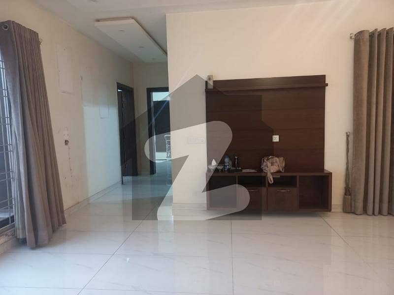 Hot Location 1 Kanal Upper Potion House Available For Rent In DHA Phase 8 T Block .