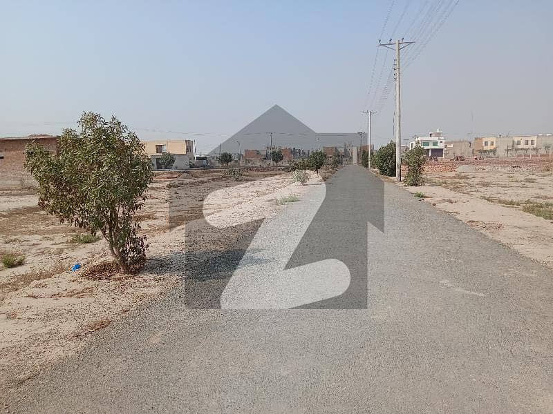 10 Marla Plot Available 60 Ft Road 10 Marla Plot Available 60 Ft Road