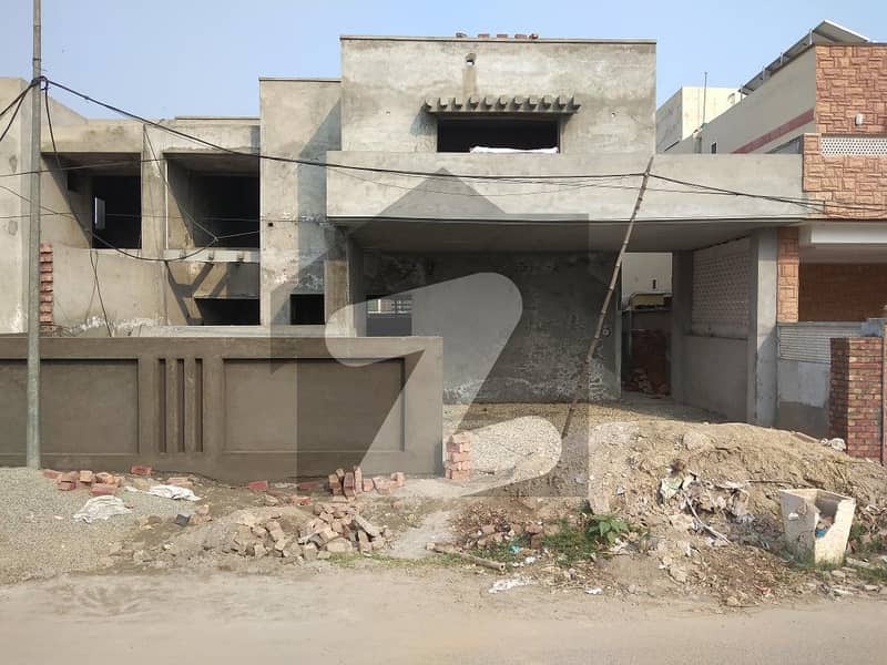 ڈیوائن گارڈنز ۔ بلاک اے ڈیوائن گارڈنز لاہور میں 4 کمروں کا 12 مرلہ مکان 3.15 کروڑ میں برائے فروخت۔