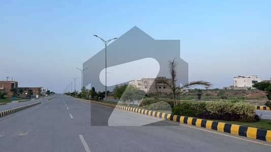 Regi Model Town Peshawar Zone 5 Sector D3 Plot No 94 10 Marla Plot For Sale