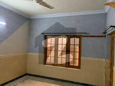 1350 Square Feet Spacious Lower Portion Is Available In Allama Iqbal Town For Rent
