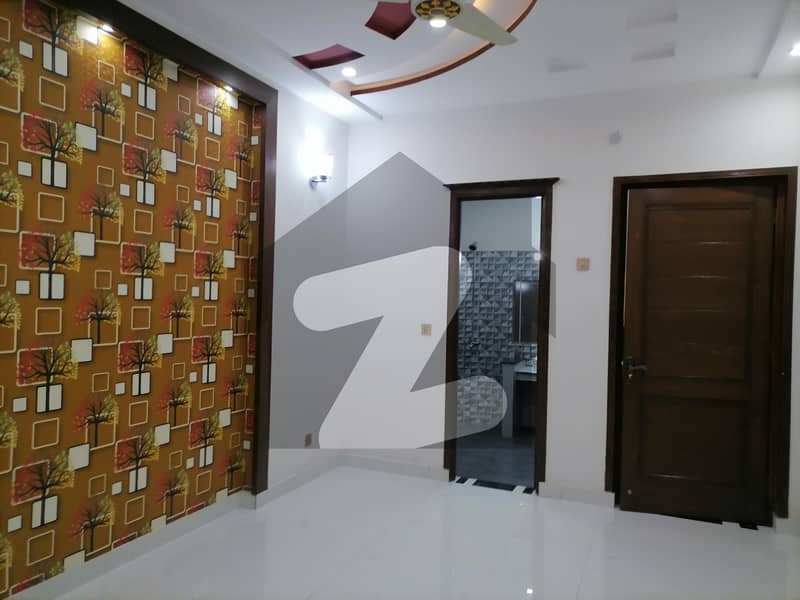 8 Marla House In Only Rs. 26,800,000