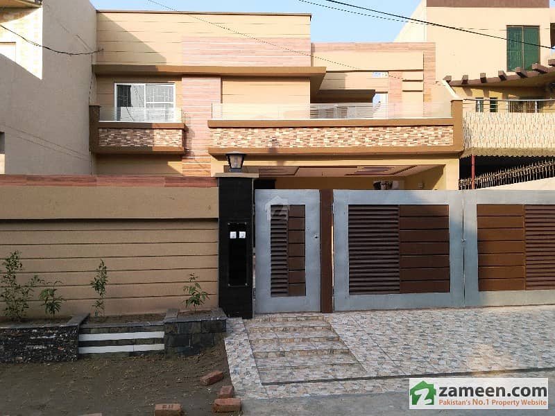 Nash E Man Iqbal Ph L Near Wapda Town 1kanal Brand New Double Storey Beautiful House For Sale