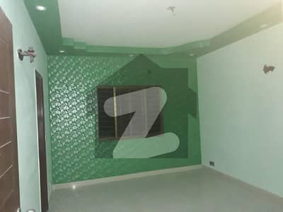 250 Sq Yd Well Maintain Luxury Portion For Rent 3 Bed Dd Block B