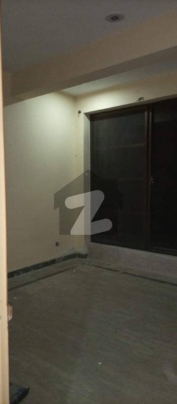 Get An Attractive Flat In Lahore Under Rs. 20,000