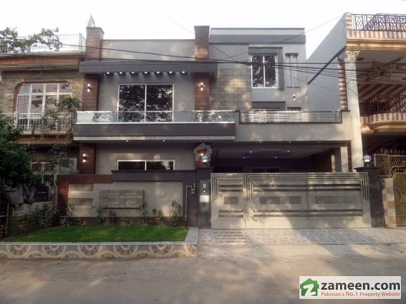 10 Marla Brand New House Is Available For Sale In Gulshan-E-Ravi