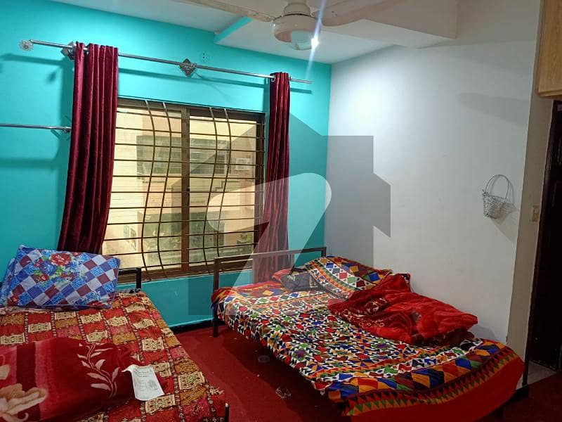 سوان گارڈن ۔ بلاک اے سوان گارڈن اسلام آباد میں 2 کمروں کا 3 مرلہ فلیٹ 50 لاکھ میں برائے فروخت۔
