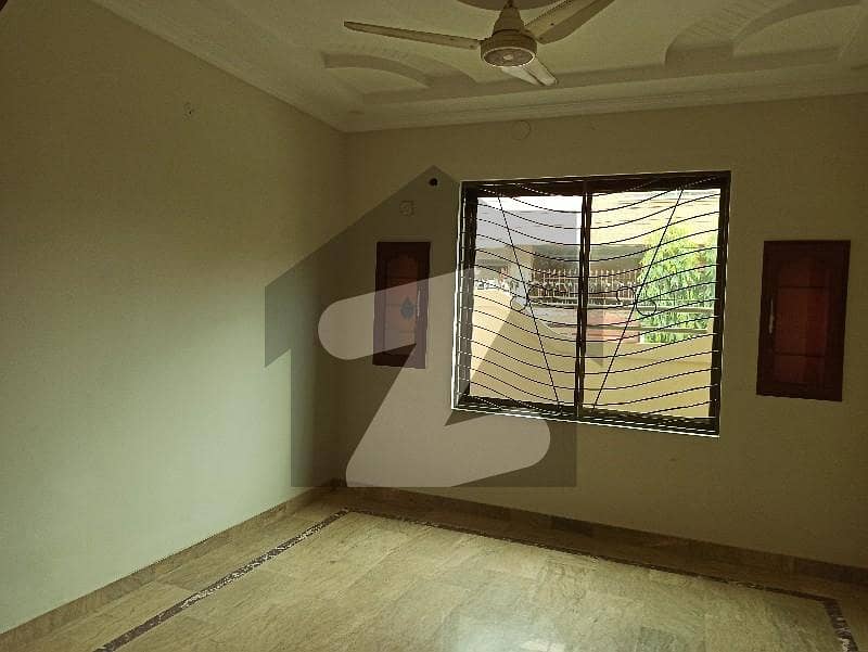 Book A House Of 2 Kanal In Model Town - Block D Lahore