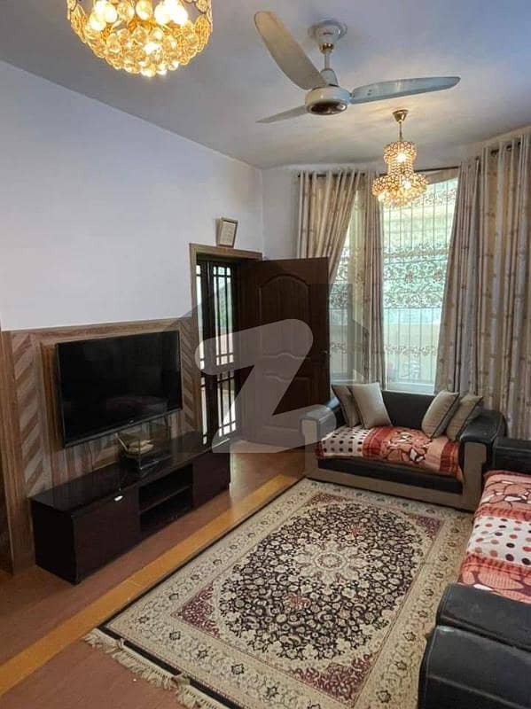 ایڈن ویلیو ہومز ایڈن لاہور میں 3 کمروں کا 5 مرلہ مکان 45 ہزار میں کرایہ پر دستیاب ہے۔