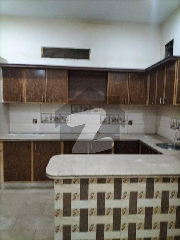 120 Sq Yards Beautiful Portion For Rent In Kaneez Fatima Society