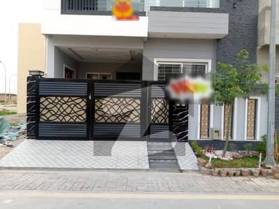 Etihad Town Ph1 5 Marla House For Rent Available