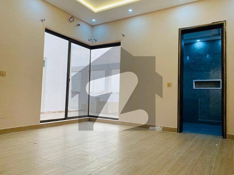 1 Kanal Furnished Upper Portion Available For Rent In Phase 8