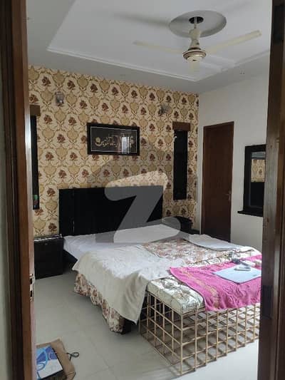 جوہر ٹاؤن فیز 2 - بلاک آر2 جوہر ٹاؤن فیز 2 جوہر ٹاؤن لاہور میں 5 کمروں کا 5 مرلہ مکان 75 ہزار میں کرایہ پر دستیاب ہے۔
