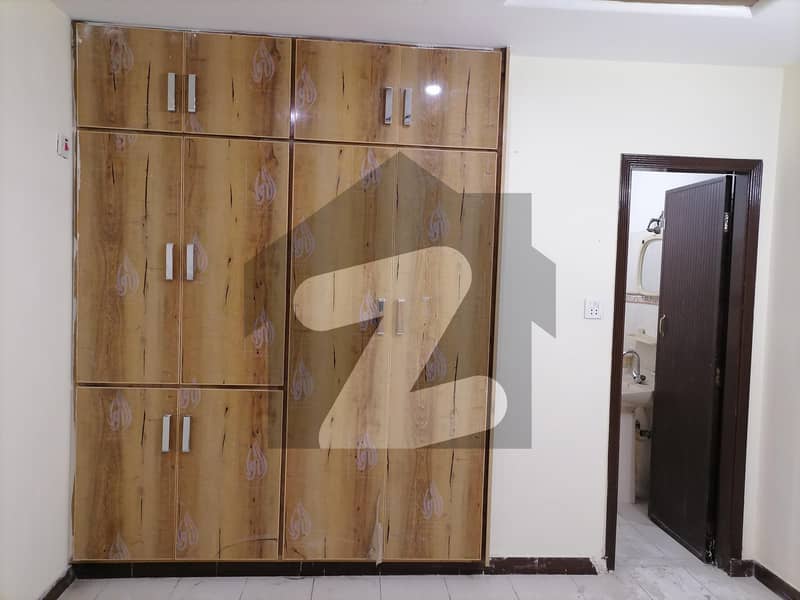 ایڈن لین ولاز 2 ایڈن لاہور میں 2 کمروں کا 3 مرلہ مکان 85 لاکھ میں برائے فروخت۔