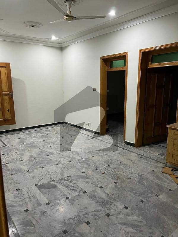 Very Beautiful House portion With Good Location Near To Service Road