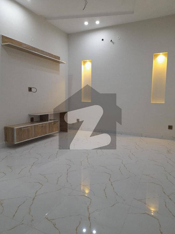 One Kanal Double Unit House For Rent