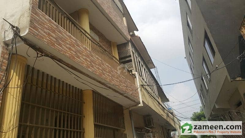 House In C-block Near Murree Road Satellite Town Rawalpindi House In C-block Near Murree Road Satellite Town Rawalpindi