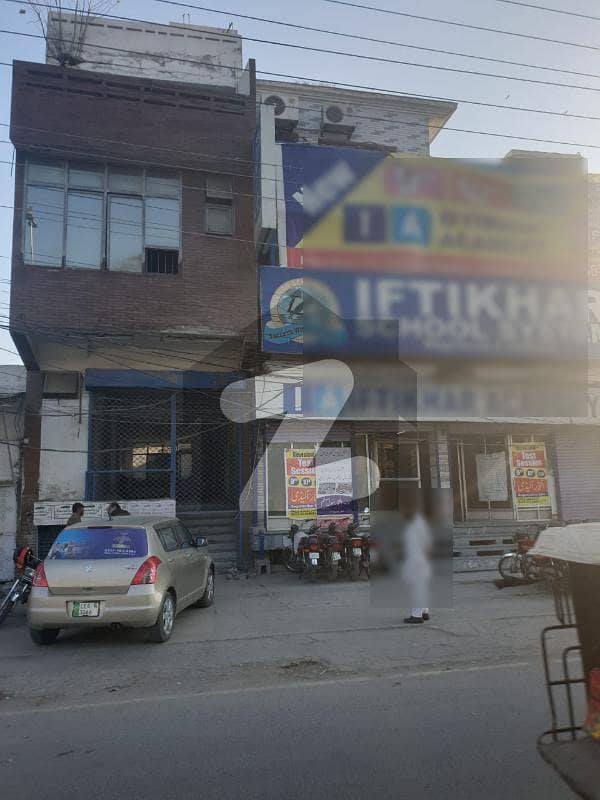 ضرار شہید روڈ کینٹ لاہور میں 5 مرلہ عمارت 5.2 کروڑ میں برائے فروخت۔