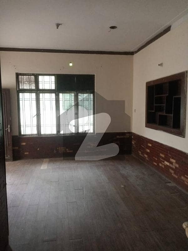 Raza Block Allama Iqbal Town 10 Marla Double Story House For Rent ...