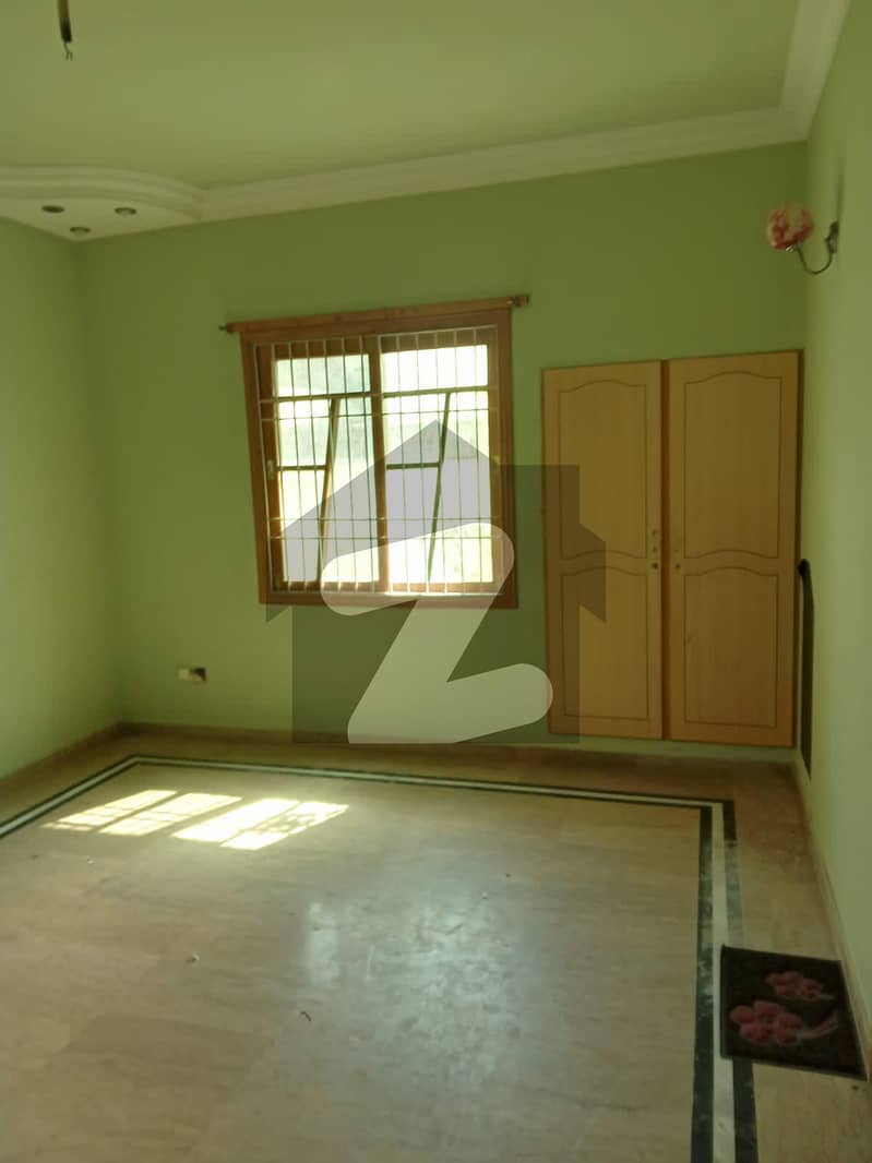 Prime Location Of Block3 With Big Garden GulistaneJauhar Block 3