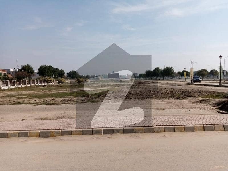 Facing Ring Road Lahore 8 Marla Commercial Plot Available For Sale