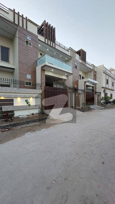 کشمیر روڈ سیالکوٹ میں 5 کمروں کا 7 مرلہ مکان 2.1 کروڑ میں برائے فروخت۔