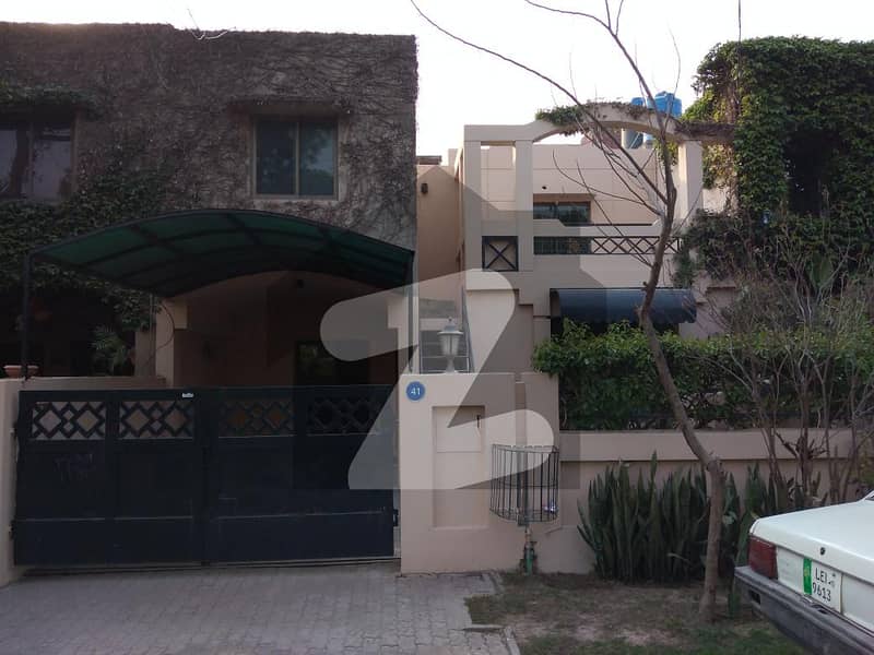 9 Marla House For sale In Eden Avenue Lahore In Only Rs. 28,000,000