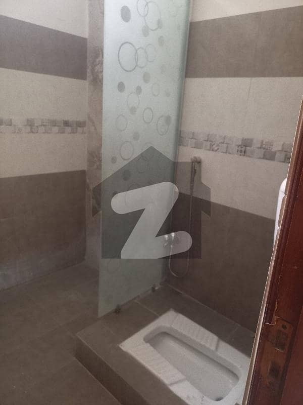 کینال روڈ فیصل آباد میں 3 کمروں کا 5 مرلہ مکان 1.6 کروڑ میں برائے فروخت۔