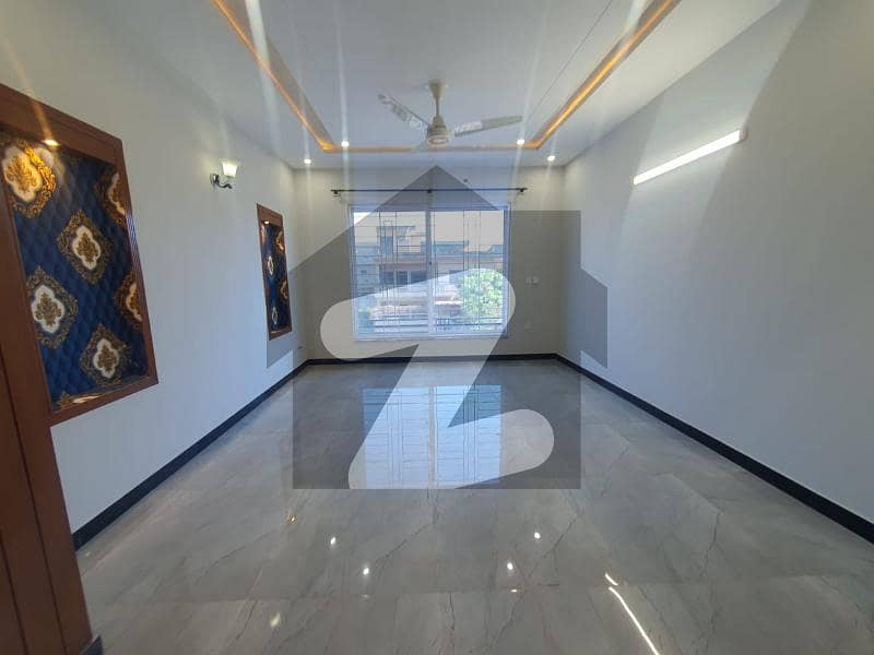 Beutiful brand new house Beutiful brand new house