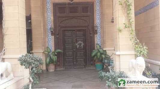 1000 Yard Bungalow For Sale In DHA Phase 1