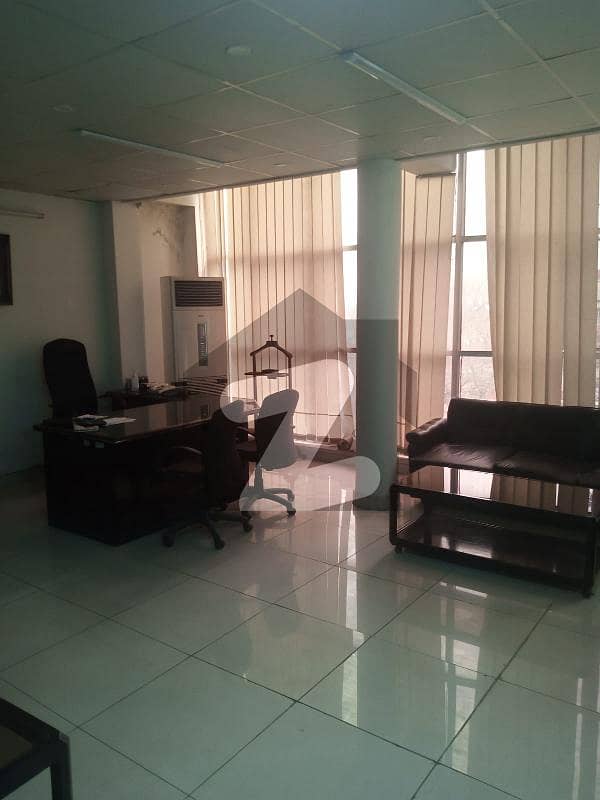 G-9 4 8,000 Sqft Building Three Floor Suitable For It,call Center,hospital,clinic Labs, Institute Etc Beautiful Available For Rent