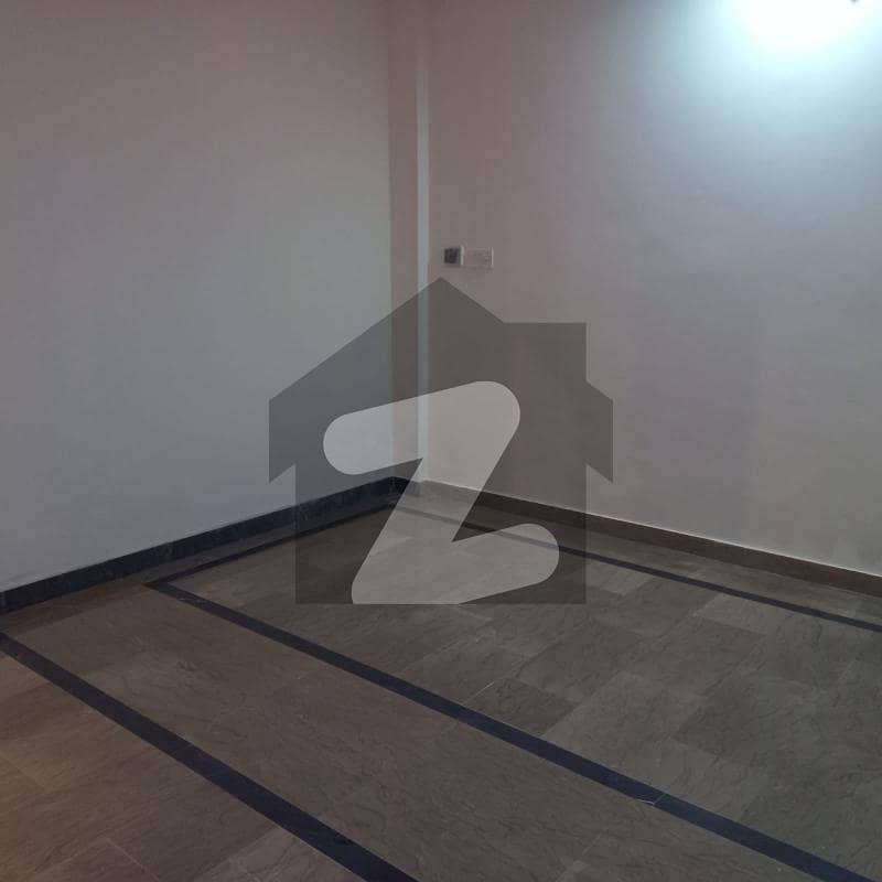 A Beautiful Flat in Good Location in Saddar Cantt