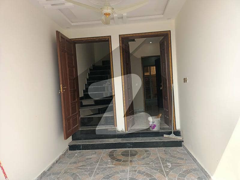Paragon City 4 Marla House For Rent